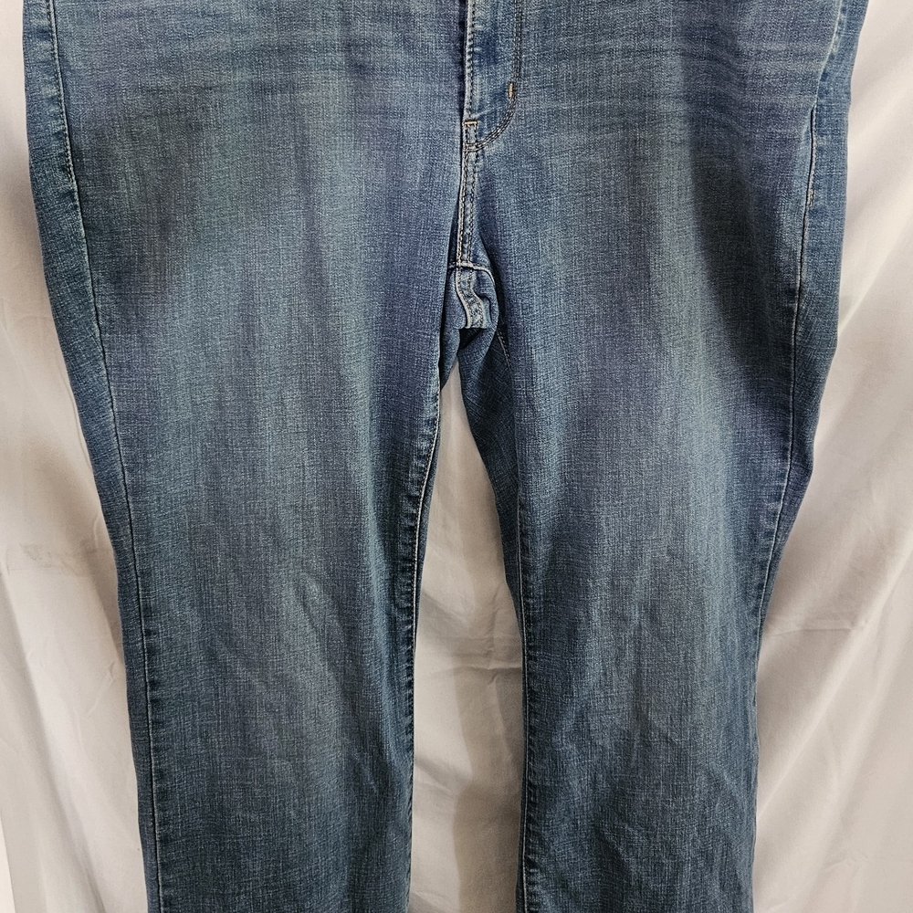 Levi's Blue Straight Leg Women's Jeans